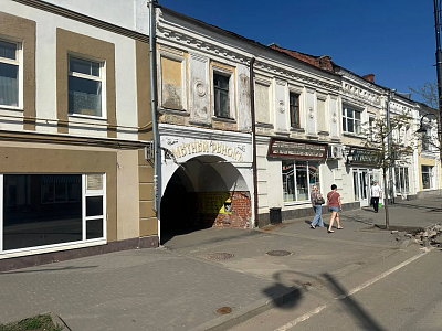 Купить помещение свободного назначения Ярославская область, Рыбинск, Крестовая улица, 12 100000000 рублей